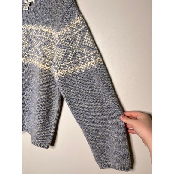 L.L. Bean Blue and White Crew Neck Sweater - Picture 3 of 5